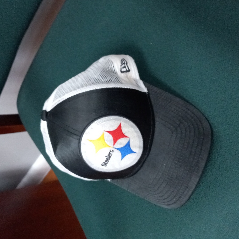 Pittsburgh Steelers hat...